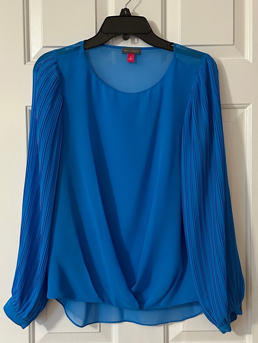 Vince Camuto Blue Pleated Sheer Long-Sleeve Blouse